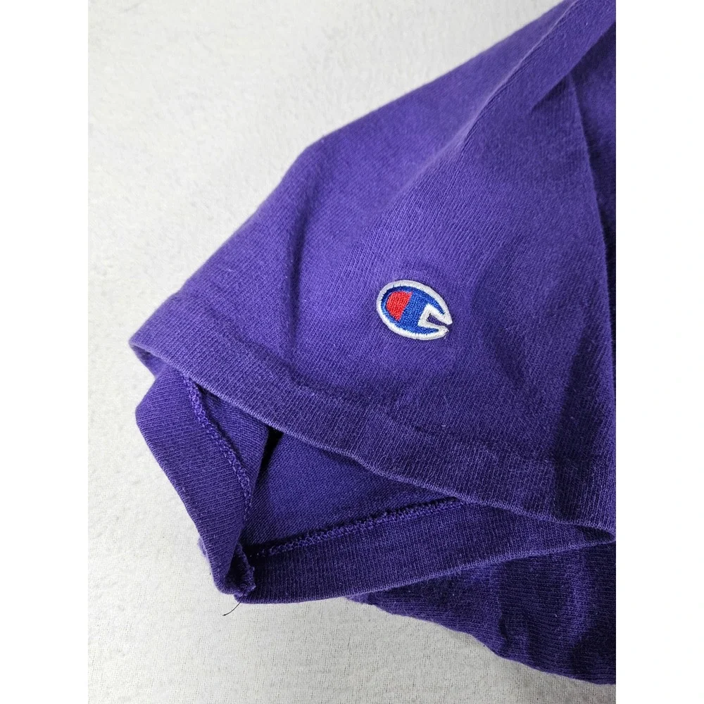 Vintage Champion T Shirt Mens Large Purple Red Script Logo Made in USA 90s - Picture 8 of 10
